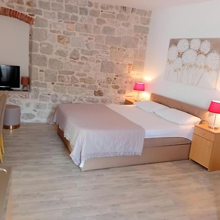 Apartment Andela Kastela Exterior photo