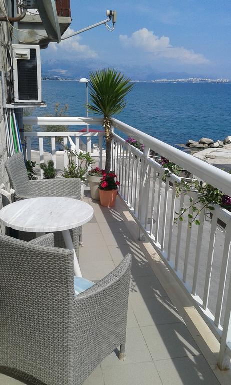 Apartment Andela Kastela Exterior photo